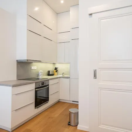 Stylish With Terrace Near Kampa By Easybnb Appartement *