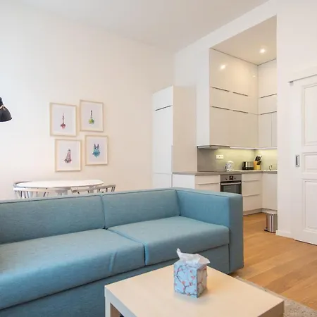 Stylish With Terrace Near Kampa By Easybnb Appartement Prague
